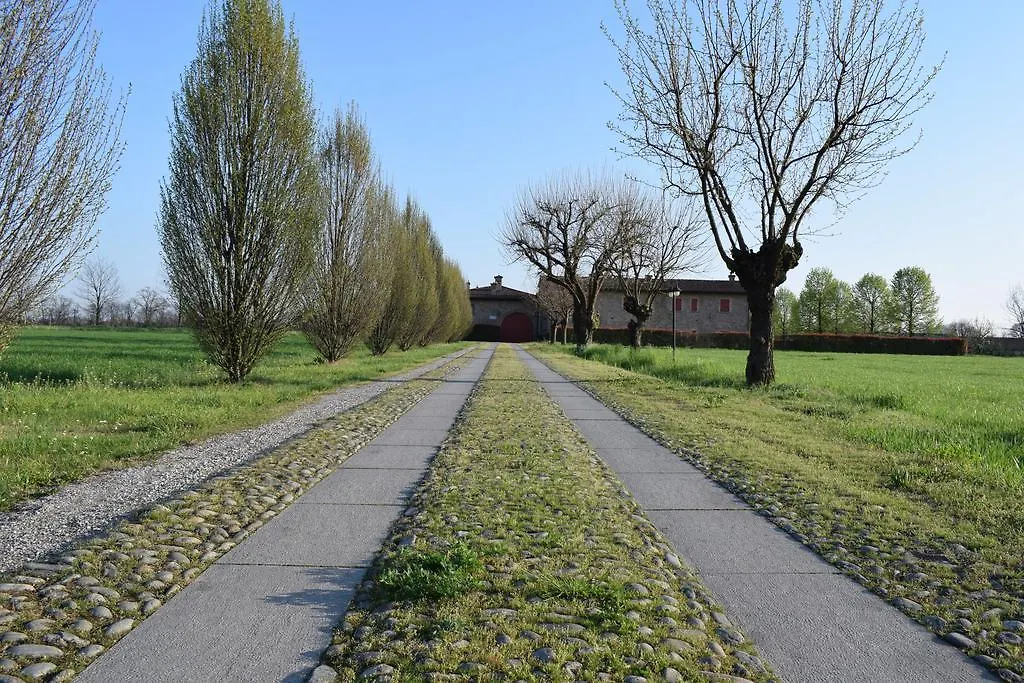 Villa Agriturismo Ca Del Lupo Pallazzolo sullʼOglio Italien