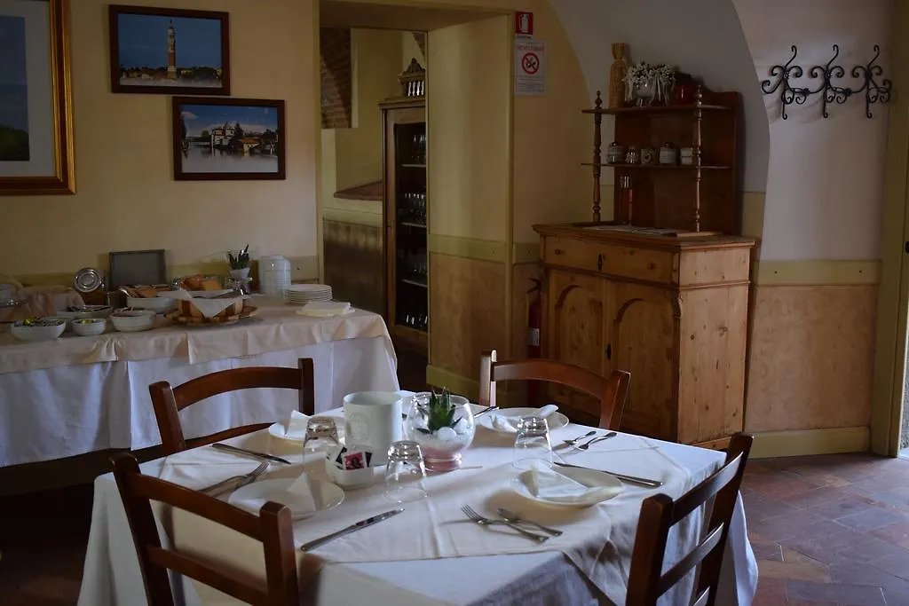 Villa Agriturismo Ca Del Lupo Pallazzolo sullʼOglio Bauernhof